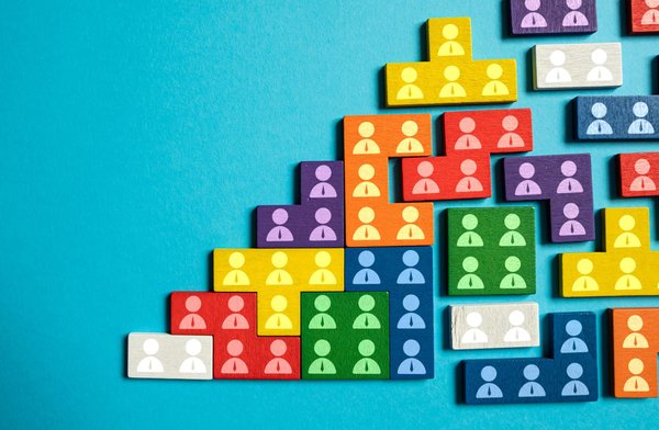 What Are the Strategies for Microbreweries in the UK to Expand Distribution Channels?